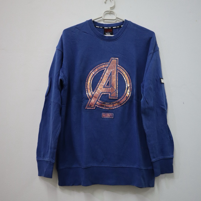Crewneck Marvel Design United