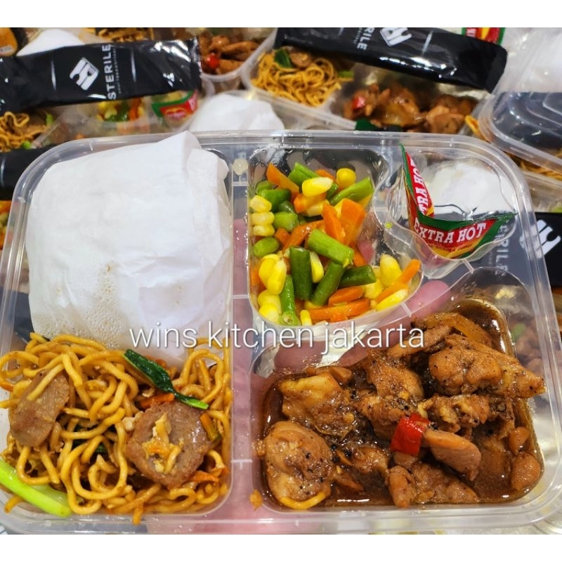 

Nasi Box hemat/nasi ayam/catering rumahan/catering karyawan/nasi box murah