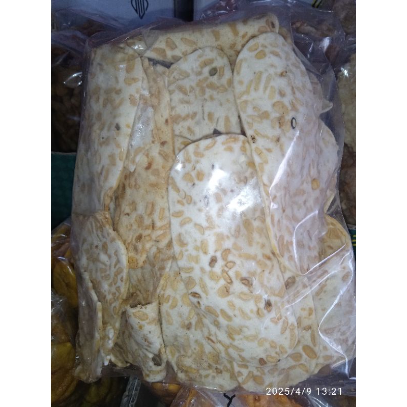 

KERIPIK TEMPE SAGU
