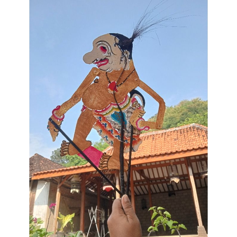 wayang kulit gareng emas