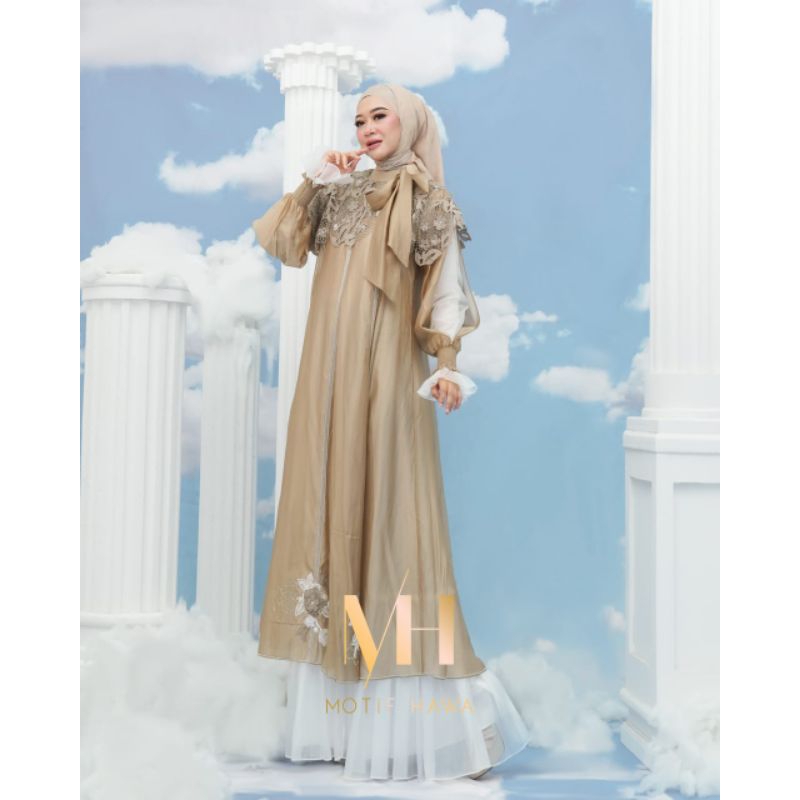 LISSANDRA SET BY MOTIF HAWA