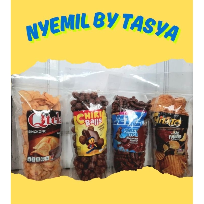 

Aneka makanan ringan