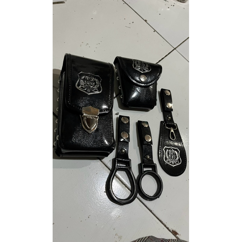 sarung hp dan borgol satpam dan ring gantungan