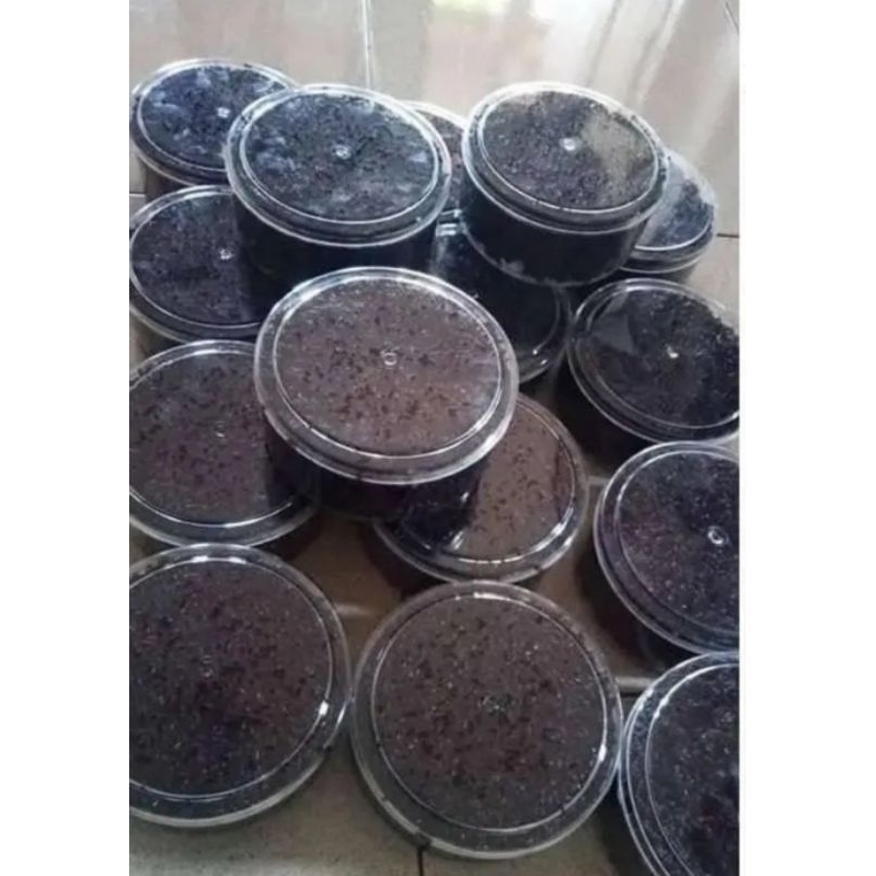 

Tape Ketan hitam putih nikmat