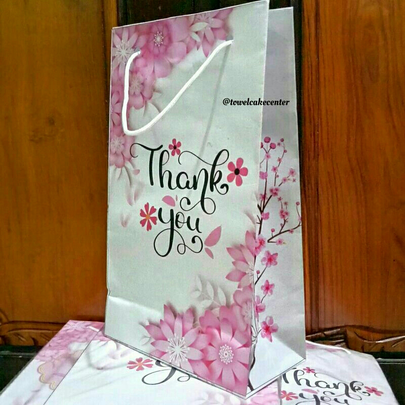 

READY STOCK - Paperbag Motif Bunga - Paperbag Untuk Souvenir - Paperbag Murah - Paperbag Pink