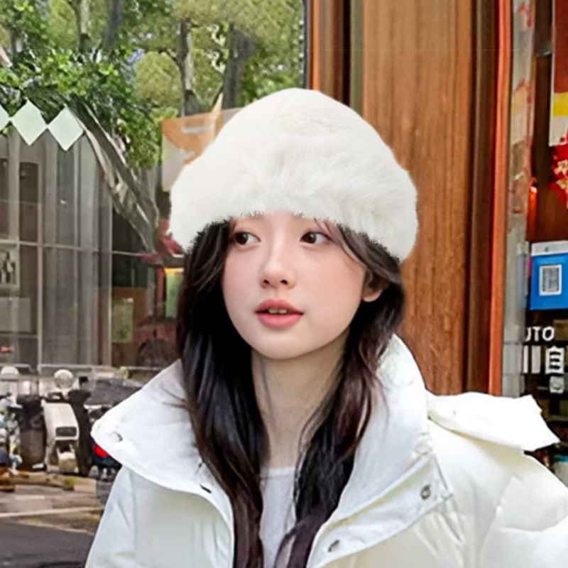 Topi Winter Wanita Korea Bulu Putih Mewah
