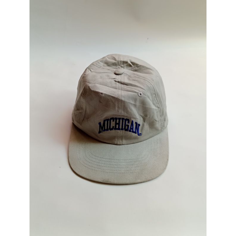 Topi Russel Michigan