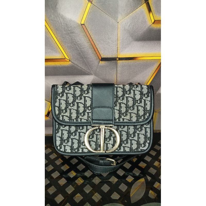Tas dior