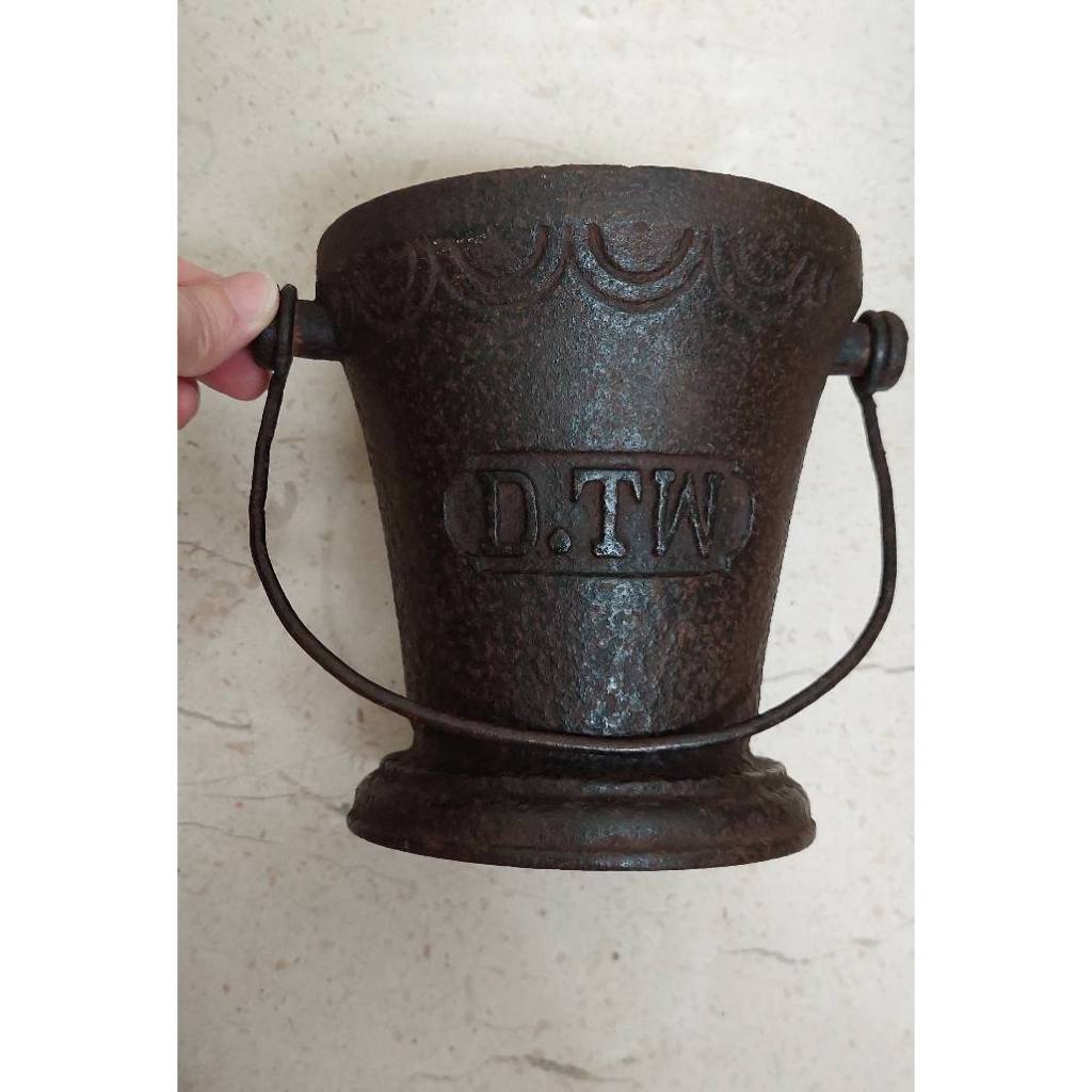 lumpang besi kuno 1840 DTW RARE ITEM