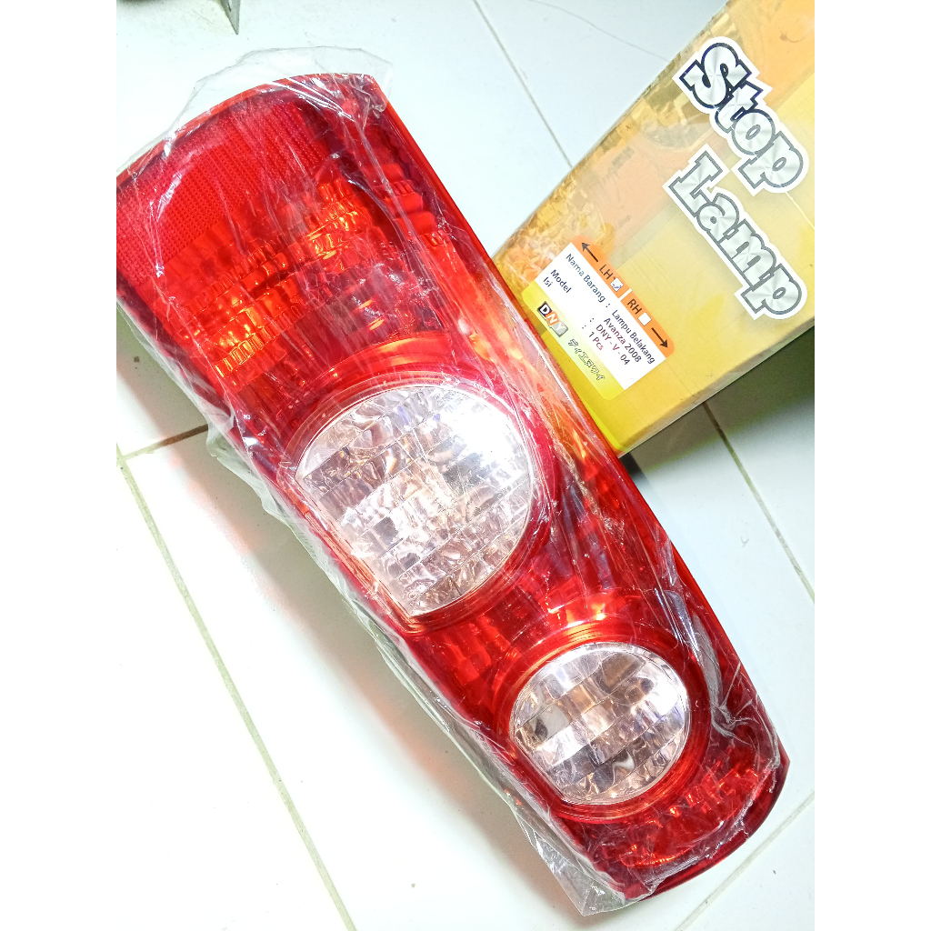STOP LAMP/ LAMPU BELAKANG DNY AVANZA 2008 (DNY-V-04)