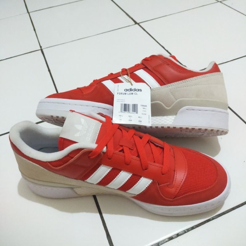 Sneakers Sepatu Adidas Forum Low Classic Red White Size 45 1/3 insole 29 cm Kondisi Baru Original