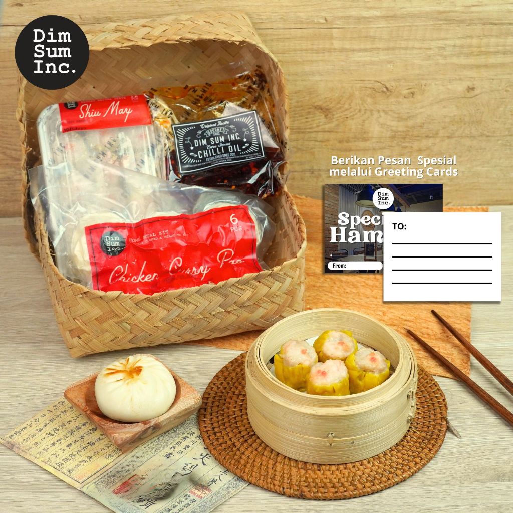 

DIMSUM INC Hampers Parcel - Siomay / Shiu May / Siumay + Chicken Curry Pao / Bakpao Kari Ayam + Chili Oil Sachet / Minyak Cabai Saset Hampers Buah Tangan