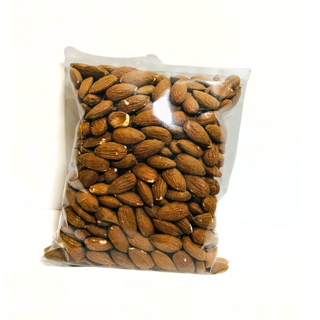 

Kacang Almond Kupas Mentah 1kg/Kacang Almond 1Kg kupas