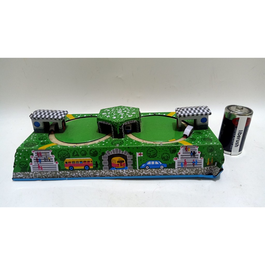 junk pajangan tin toys clockwork wing up toy bus station train vintage