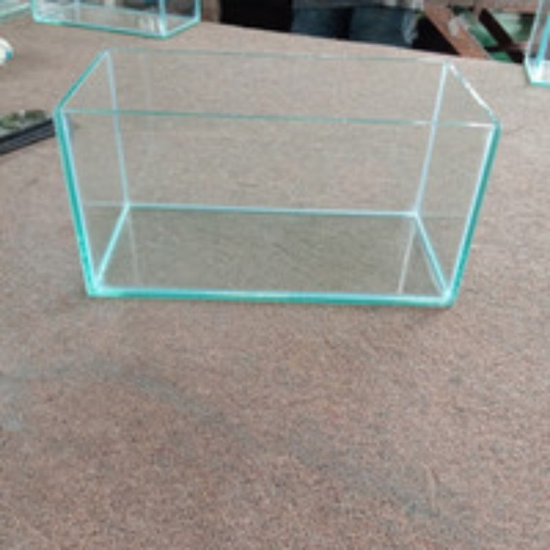 

tank mini 25 x 15 x 15