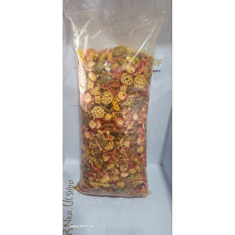 

KERUPUK SEBLAK MIX PEDAS GURIH ASIN