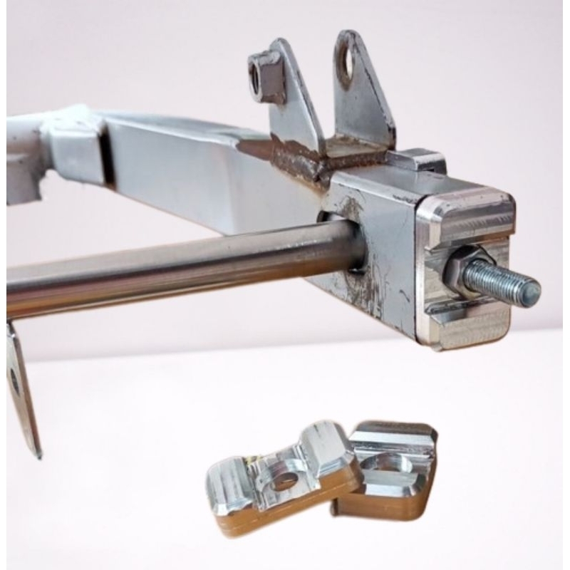 STELAN ARM KAZE ALMUNIUM MODEL CNC / MANISAN SWING AREM KAZE ANODIZE WARNA / TUTUP SETELAN RANTAI KA