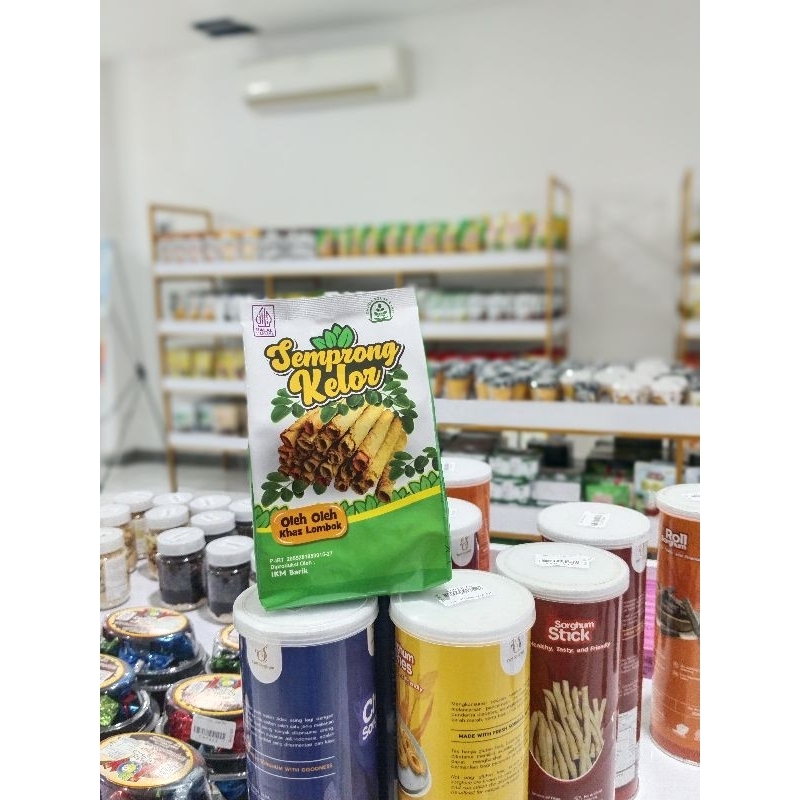 

Oleh Oleh Khas Lombok NTB Semprong Kelor