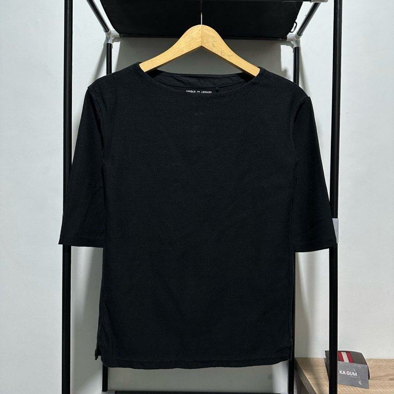 Uniqlo Lemaire Women T-shirt Boatneck Color Black