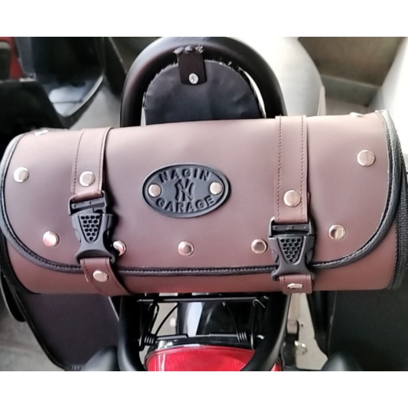 tas tabung kulit sintetis,tebal dan kaku,pake resleting(aman)tahan air