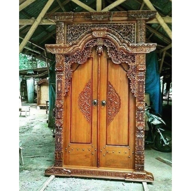 FREE ONGKIR SUDAH FINISHING Furniture jepara Gapura Pintu gebyok ukir bahan kayu jati ukuran 120 x 2