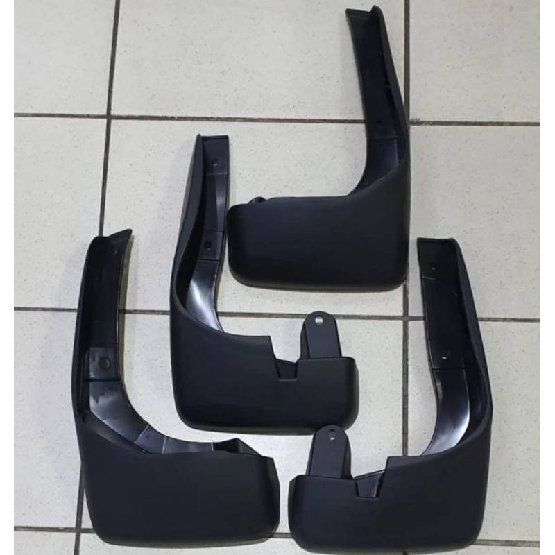 MUDGUARD KARPET LUMPUR MOBIL AVANZA XENIA NEW VVTI 2008-2011