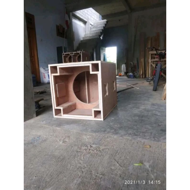 BOX SPEAKER 12 INCHI MODEL PLANAR
