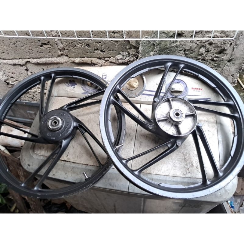 Velg blade bled repsol honda revo absolute bisa pelek racing palang original ori copotan standar kel