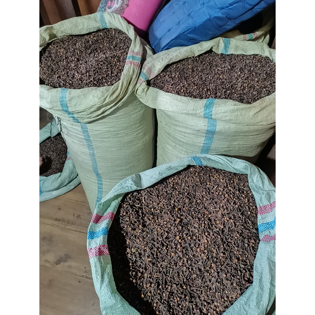 

Cengkeh kualitas premium 1kg