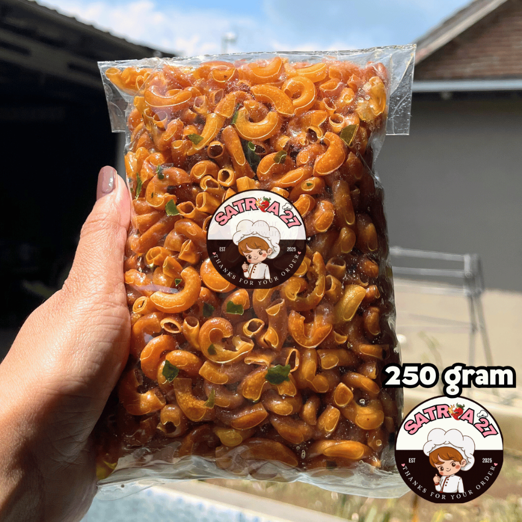 

Makaroni Cikruh Pedas 1/4 kg Daun Jeruk Berat 250 Gram Beberapa Varian Rasa