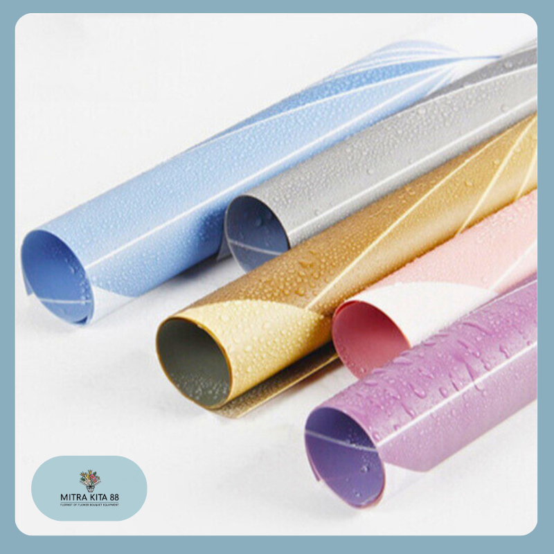 

Isi 20 LEMBAR Kertas Buket Bunga Bunga Motif Garis Cellophane Flower Wrapping Paper KB080