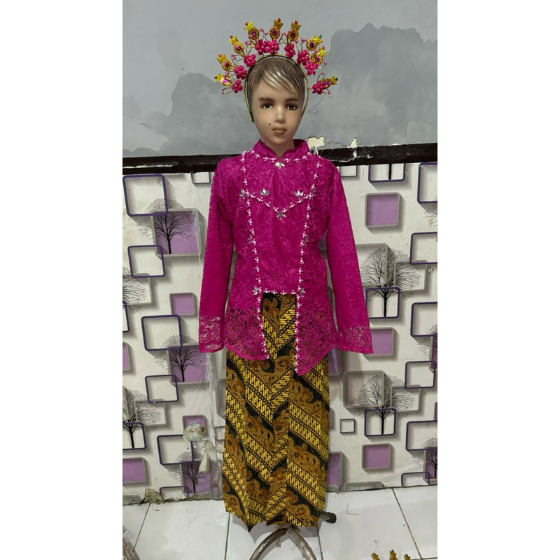 kebaya kartinian anak paud, TK, sd kecil /kebaya anak