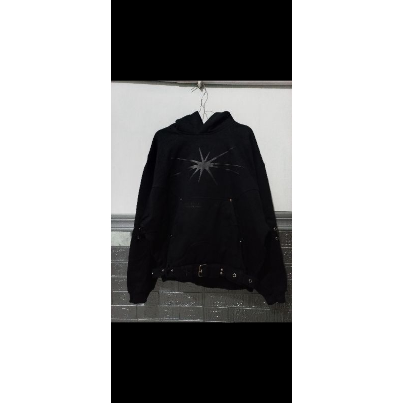yrnx worldwide hoodie