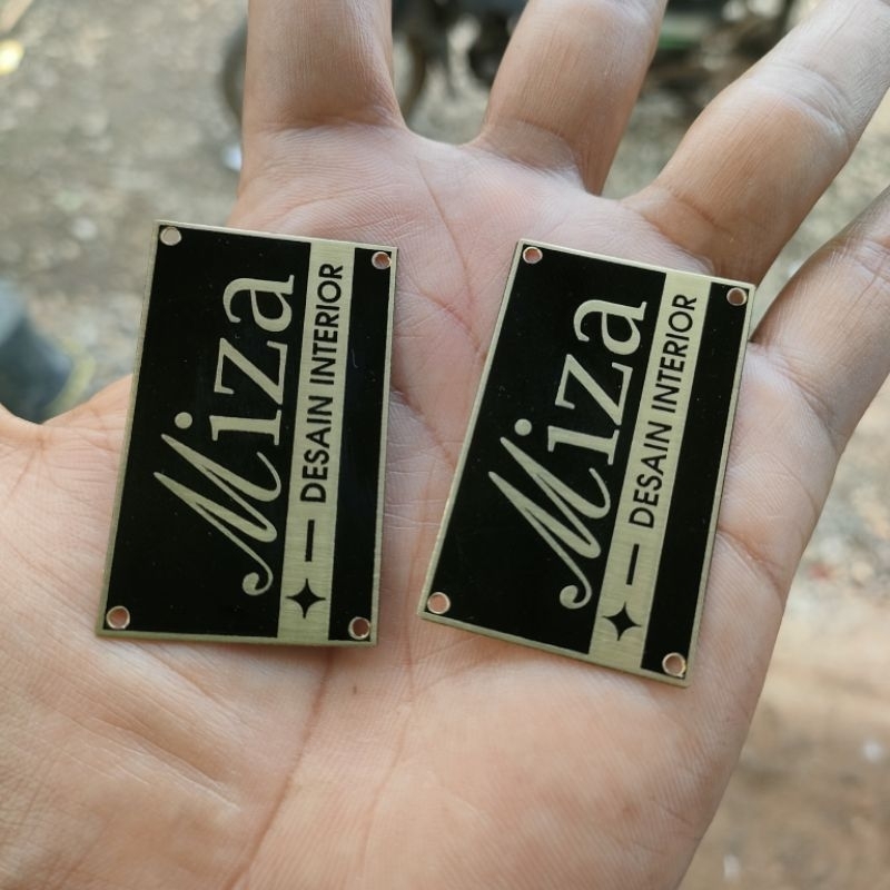 

label plat hijab besi