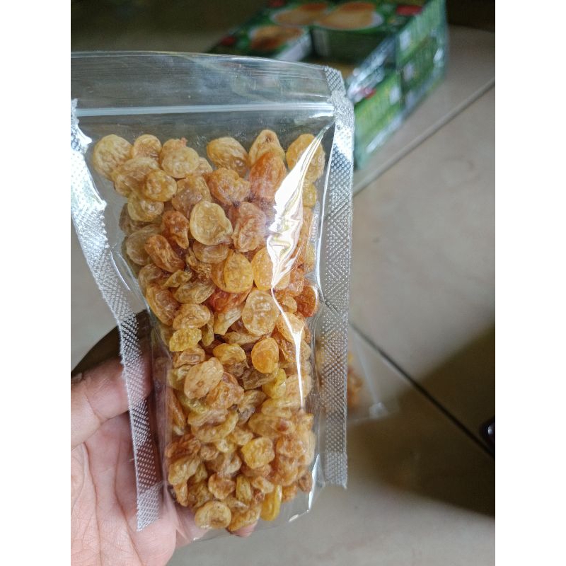 

kismis manis100gr
