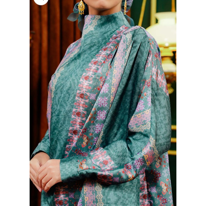 BENANG JARUM - Benang Pelangi Nyimas Drapery Blouse - Teal - BENANG JARUM