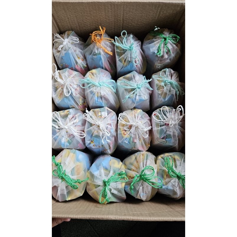 

hampers (pesanan ayu)