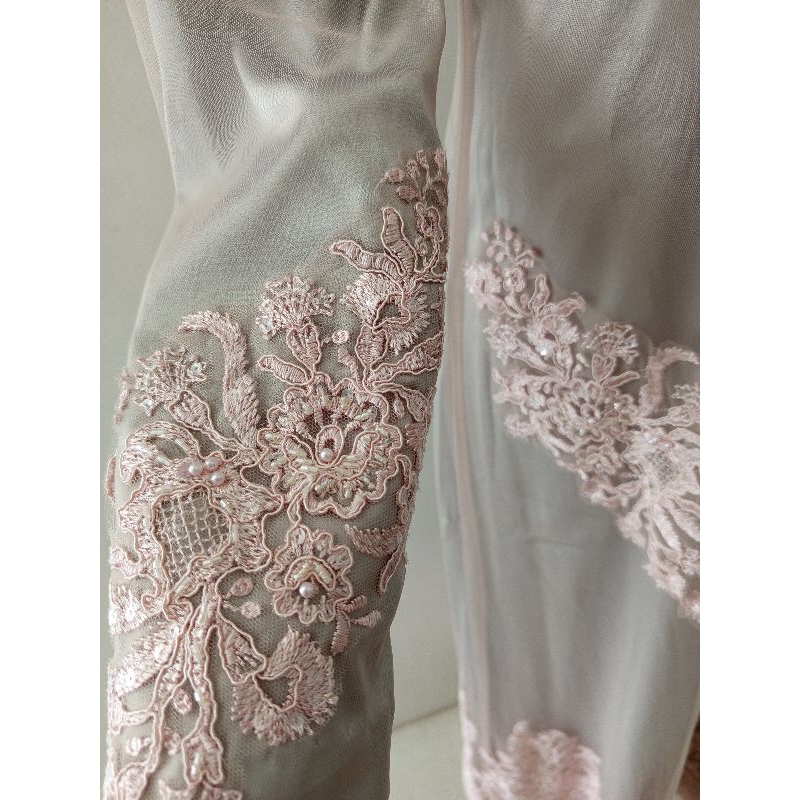 BAJU / GAUN PESTA MEWAH BROKAT PAYET (PRELOVED) KONDISI 95 % BAGUS / BAJU KONDANGAN / KEBAYA WISUDA