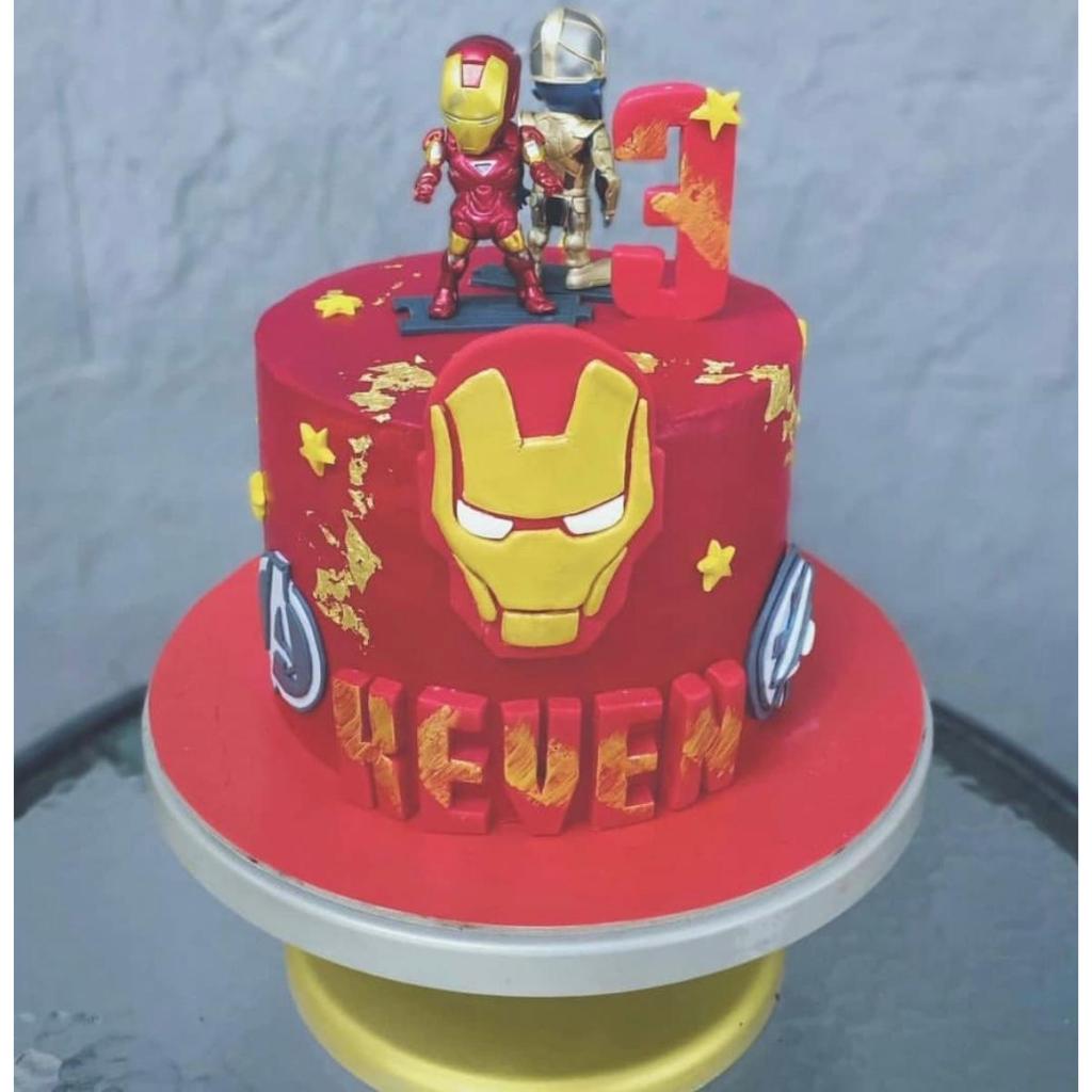 

Birthday cake / custom cake