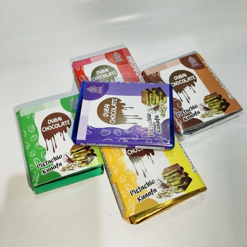 

Dubai Chocolate Kunafa Krispy 70 Gram / Cokelat Dubai
