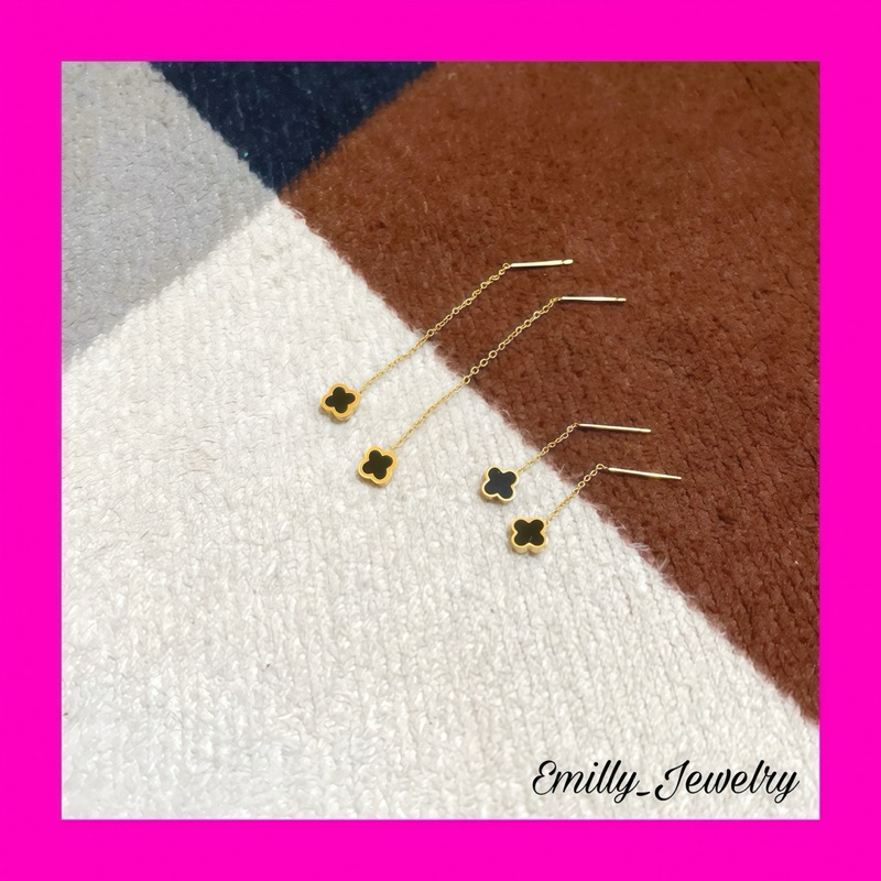 Emilly - Anting Clover 3cm Titanium Wanita Anti Karat