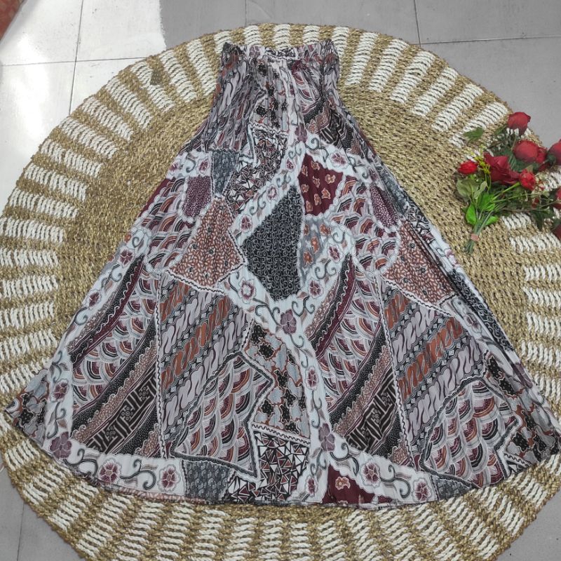 rok.plisket//rok batik jumbo // rok batik payung plisket // rok plisket batik payung // premium rok