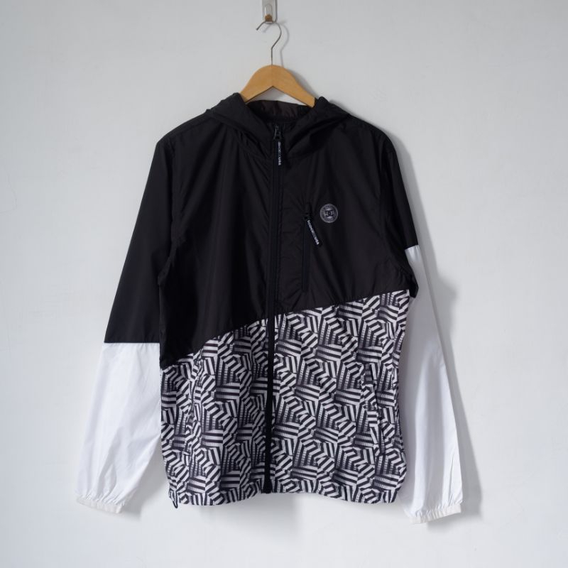 [MINUS] D-C Shoe Men Dazzle Dagup Water Resistant Jacket Black White