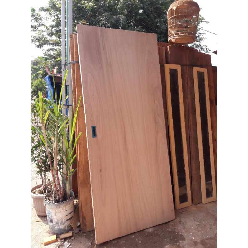 Daun Pintu Minimalis Rangka kayu lapis Triplek Serat Meranti