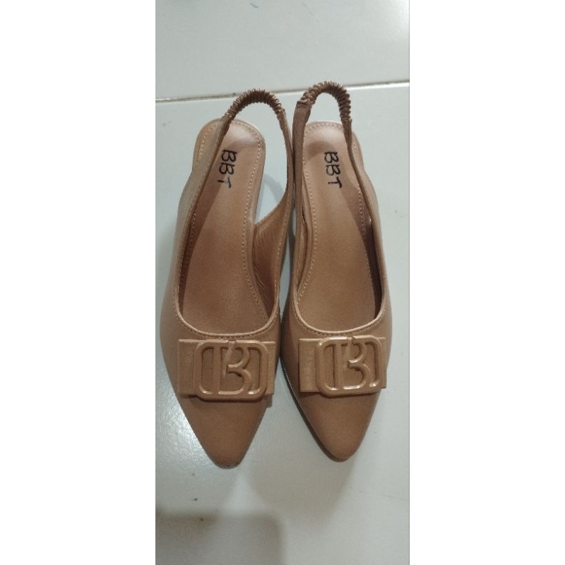 sepatu heels wanita tali belakang 4cm/sepatu korea/High heels