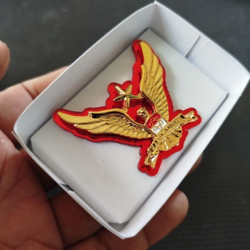 brevet wing kapota yudha dasar akrilik mika