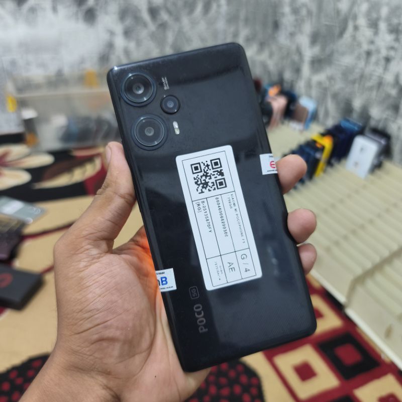 Poco F5 12/256 Second