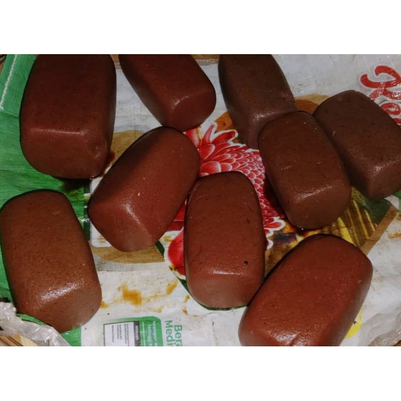 

Terasi / Belacan paling enak Asli Puger Jember Kualitas Super paket hemat 3kg