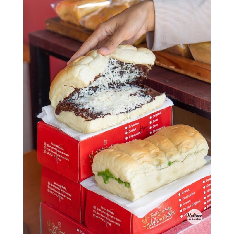 

Roti Gembong Mandalika