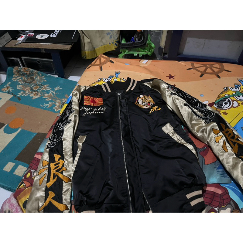 Sukajan memphis ronintora